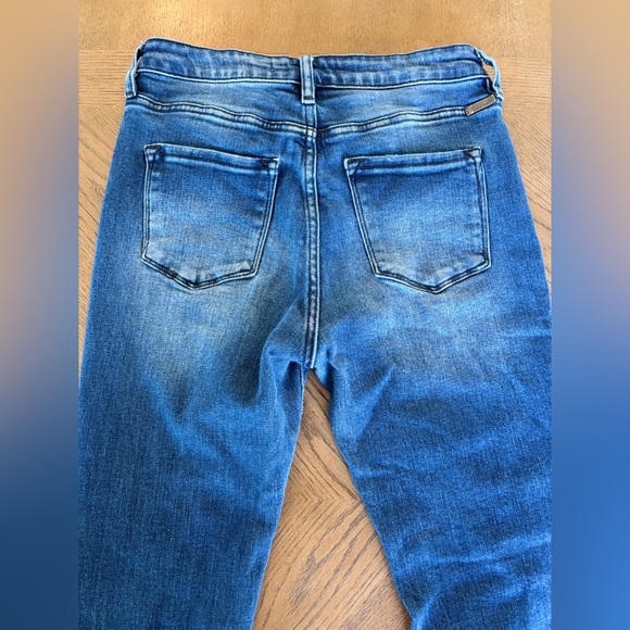 KanCan Frayed Hem Cropped Jeans in Indigo - Picture 6 of 7